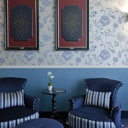 Hotel Carlton Ambassador 4*